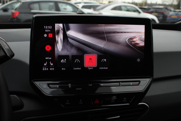 Volkswagen ID.3 Pure 45 kWh / SoH 92.6% / CarPlay / Parkeerhulp V+A / 18'' / Stuur+Stoelverwarming / DAB / ACC / Warmtepomp