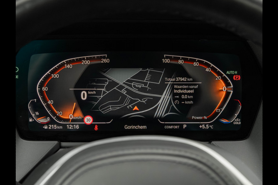 BMW 2 Serie Gran Coupé 220i M-Sport - Pano - Verwarmd Stuurwiel - ACC - Camera