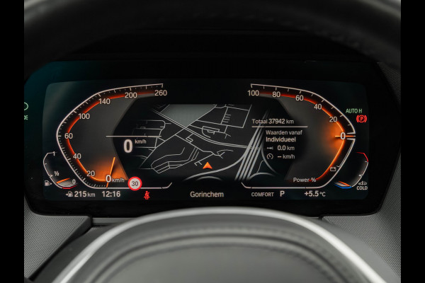 BMW 2 Serie Gran Coupé 220i M-Sport - Pano - Verwarmd Stuurwiel - ACC - Camera