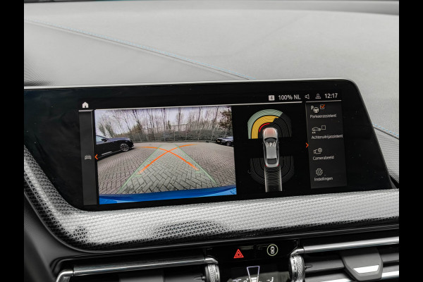 BMW 2 Serie Gran Coupé 220i M-Sport - Pano - Verwarmd Stuurwiel - ACC - Camera