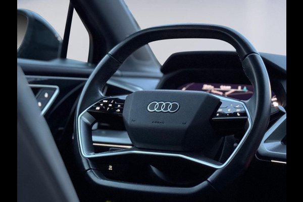 Audi Q4 Sportback e-tron 35 Launch edition Advanced Plus 55 kWh, SOH 92%, panoramadak, leder, trekhaak, stoelverwarming