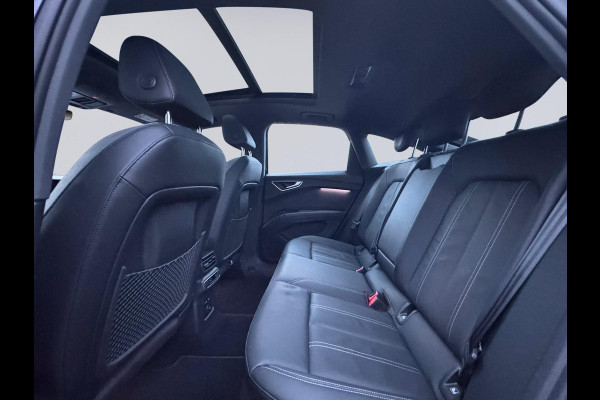 Audi Q4 Sportback e-tron 35 Launch edition Advanced Plus 55 kWh, SOH 92%, panoramadak, leder, trekhaak, stoelverwarming