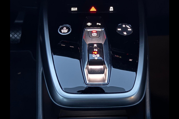 Audi Q4 Sportback e-tron 35 Launch edition Advanced Plus 55 kWh, SOH 92%, panoramadak, leder, trekhaak, stoelverwarming