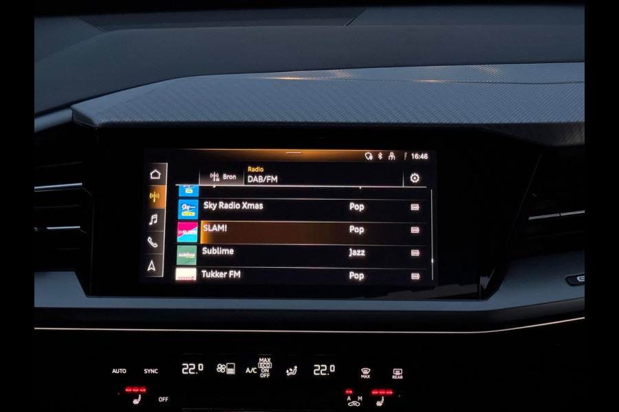 Audi Q4 Sportback e-tron 35 Launch edition Advanced Plus 55 kWh, SOH 92%, panoramadak, leder, trekhaak, stoelverwarming