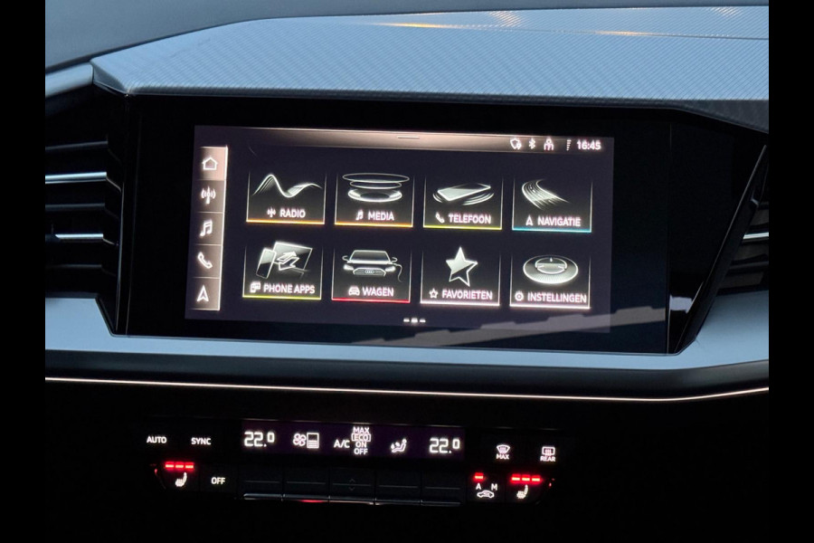 Audi Q4 Sportback e-tron 35 Launch edition Advanced Plus 55 kWh, SOH 92%, panoramadak, leder, trekhaak, stoelverwarming