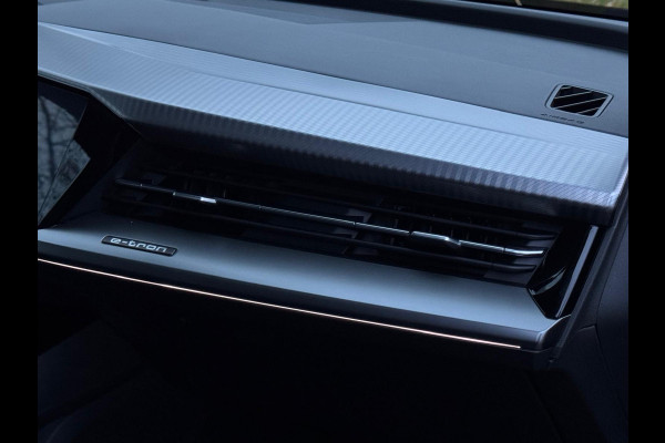 Audi Q4 Sportback e-tron 35 Launch edition Advanced Plus 55 kWh, SOH 92%, panoramadak, leder, trekhaak, stoelverwarming