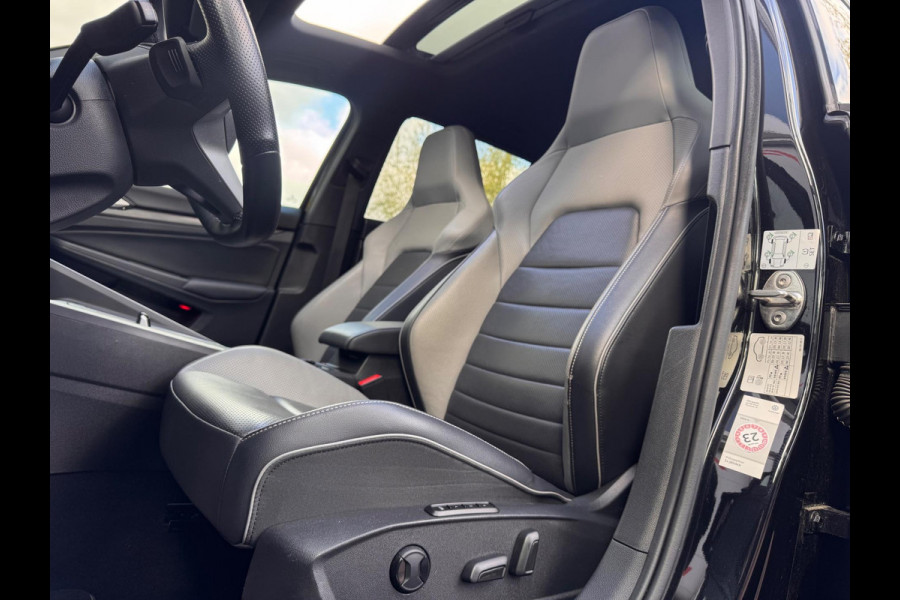 Volkswagen Golf 1.4 eHybrid GTE Pano/Leer/HuD/Camera/Matrix