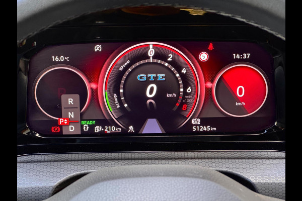 Volkswagen Golf 1.4 eHybrid GTE Pano/Leer/HuD/Camera/Matrix