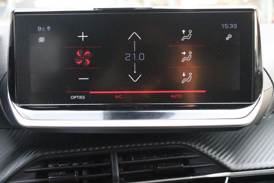 Peugeot 2008 1.2 100PK ALLURE PACK | NAVIGATIE | ACHTERUITRIJ CAMERA | APPLE CARPLAY/ANDROID AUTO | LICHTMETALEN VELGEN 17" | CRUISE CONTROL | LED KOPLAMPEN | DAB+ RADIO | CLIMATE CONTROL |
