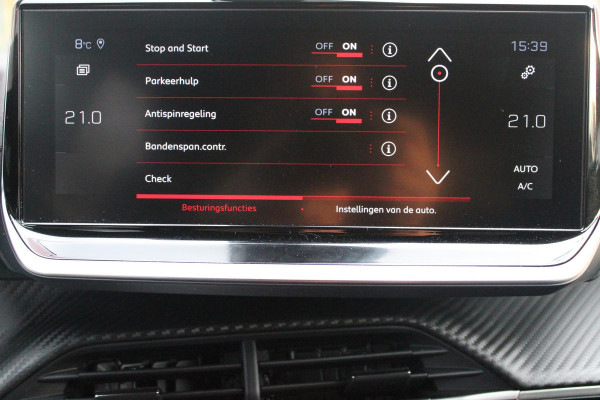 Peugeot 2008 1.2 100PK ALLURE PACK | NAVIGATIE | ACHTERUITRIJ CAMERA | APPLE CARPLAY/ANDROID AUTO | LICHTMETALEN VELGEN 17" | CRUISE CONTROL | LED KOPLAMPEN | DAB+ RADIO | CLIMATE CONTROL |