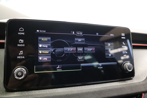 Škoda Kamiq 1.5 TSI ACT Sport Business Full-led CruiseControl 18'lmv 24 maanden garantie mogelijk (*vraag naar de voorwaarden)