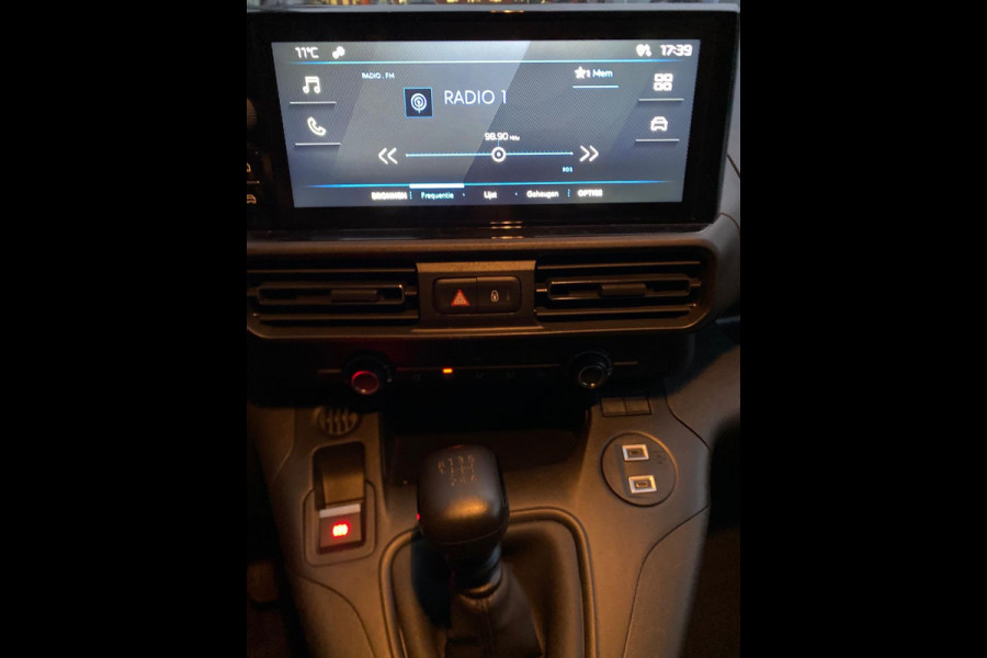 Peugeot Partner 1.5 BlueHDi Airco Navi Trekhaak