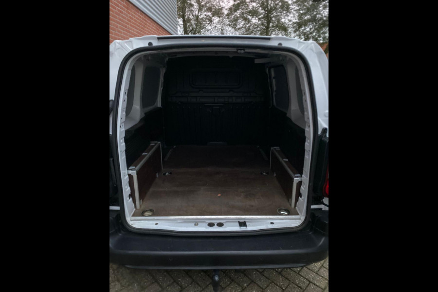 Peugeot Partner 1.5 BlueHDi Airco Navi Trekhaak