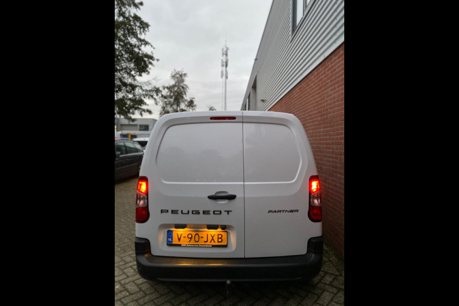 Peugeot Partner 1.5 BlueHDi Airco Navi Trekhaak