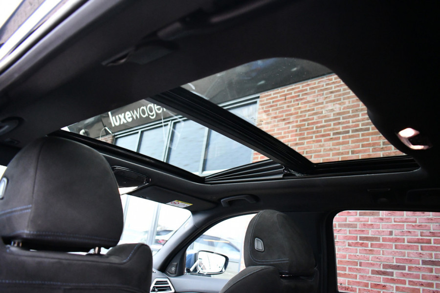 BMW 3 Serie Touring 330e M-Sport LCI-2 Pano Trekh ACC H/K 360 HUD 19inch