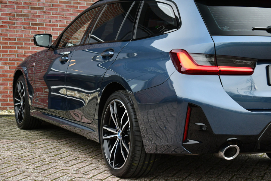 BMW 3 Serie Touring 330e M-Sport LCI-2 Pano Trekh ACC H/K 360 HUD 19inch