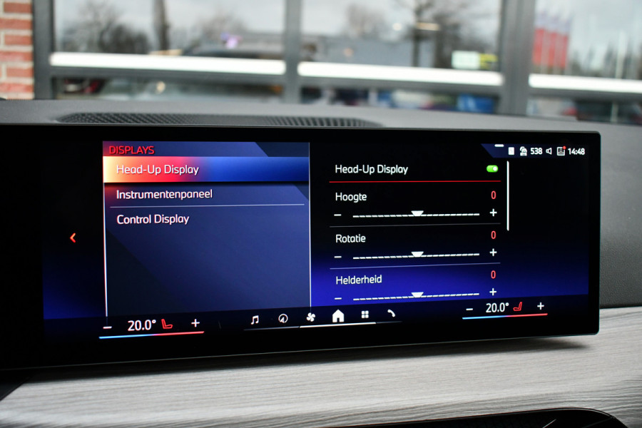 BMW 3 Serie Touring 330e M-Sport LCI-2 Pano Trekh ACC H/K 360 HUD 19inch