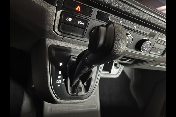 Volkswagen Crafter LAADKLEP L3H3 AUTOMAAT DSG 35 2.0 TDI 140PK 3Persoons, Airco, CruiseControl, Groot Scherm, RIJKLAARPRIJS!