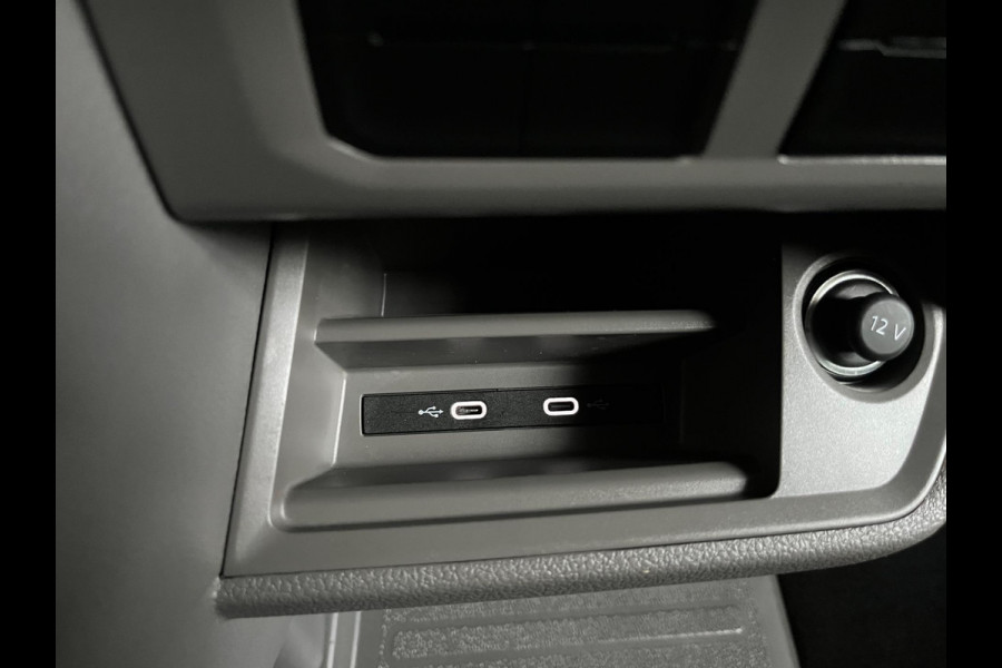 Volkswagen Crafter LAADKLEP L3H3 AUTOMAAT DSG 35 2.0 TDI 140PK 3Persoons, Airco, CruiseControl, Groot Scherm, RIJKLAARPRIJS!