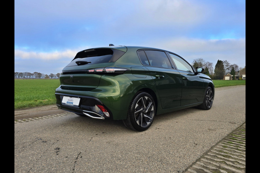 Peugeot 308 1.2 PureTech Allure - 130 Pk - Euro 6 - ParkeerCamera - Navi - ACC - Climate Control