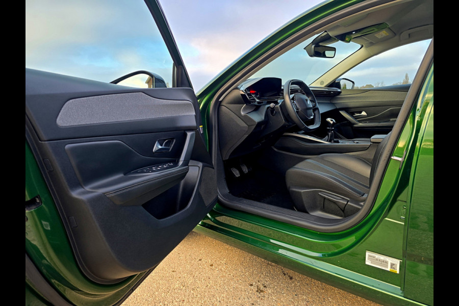 Peugeot 308 1.2 PureTech Allure - 130 Pk - Euro 6 - ParkeerCamera - Navi - ACC - Climate Control