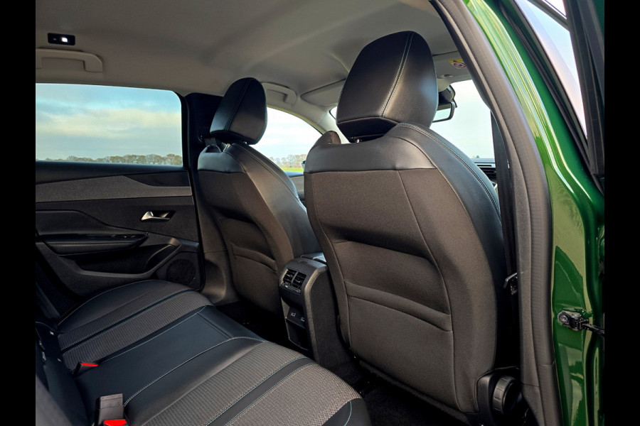 Peugeot 308 1.2 PureTech Allure - 130 Pk - Euro 6 - ParkeerCamera - Navi - ACC - Climate Control