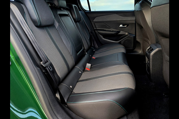 Peugeot 308 1.2 PureTech Allure - 130 Pk - Euro 6 - ParkeerCamera - Navi - ACC - Climate Control