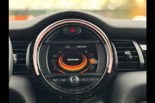 MINI Mini 1.5 Cooper AUTOMAAT Chili Business, 25000 km, navigatie, 1/2 lederen sportinterieur, Origineel Nederlandse auto nap