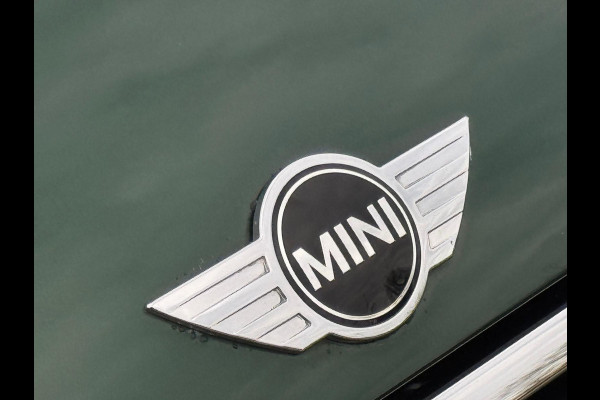 MINI Mini 1.5 Cooper AUTOMAAT Chili Business, 25000 km, navigatie, 1/2 lederen sportinterieur, Origineel Nederlandse auto nap