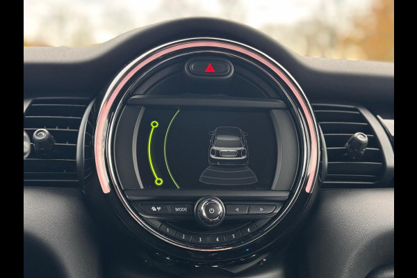 MINI Mini 1.5 Cooper AUTOMAAT Chili Business, 25000 km, navigatie, 1/2 lederen sportinterieur, Origineel Nederlandse auto nap