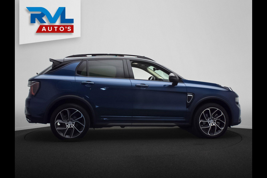 Lynk & Co 01 1.5 261PK Plug-in Hybrid* Black pakket* Zwarte Hemel* 360° Camera Pano/dak Apple/Carplay Adaptive/Cruise