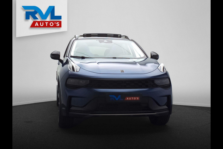 Lynk & Co 01 1.5 261PK Plug-in Hybrid* Black pakket* Zwarte Hemel* 360° Camera Pano/dak Apple/Carplay Adaptive/Cruise