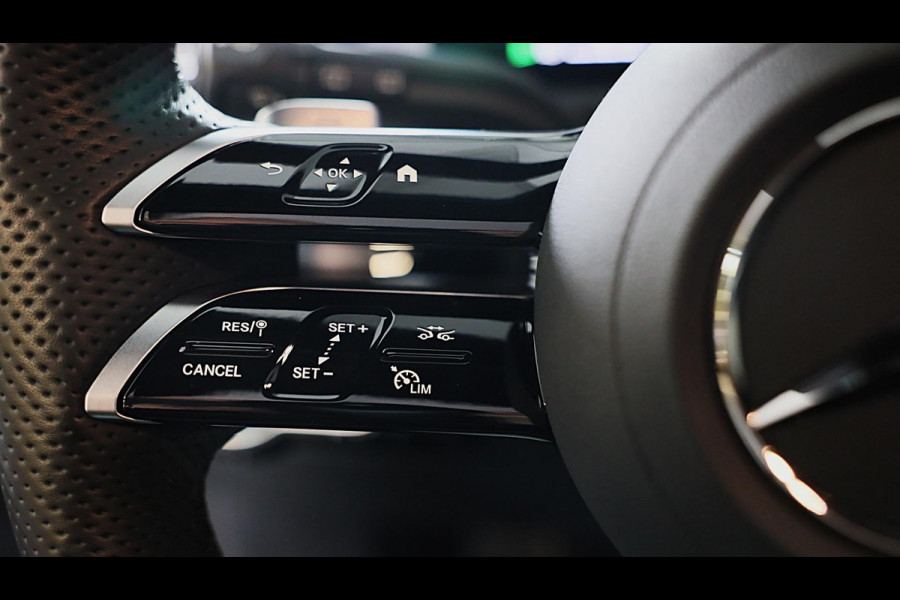 Mercedes-Benz CLA-Klasse Shooting Brake 250 e AMG Line / ACC / Memory / Head Up / Elek Stoelen / 360 Camera / Lane Assist / 19 Inc