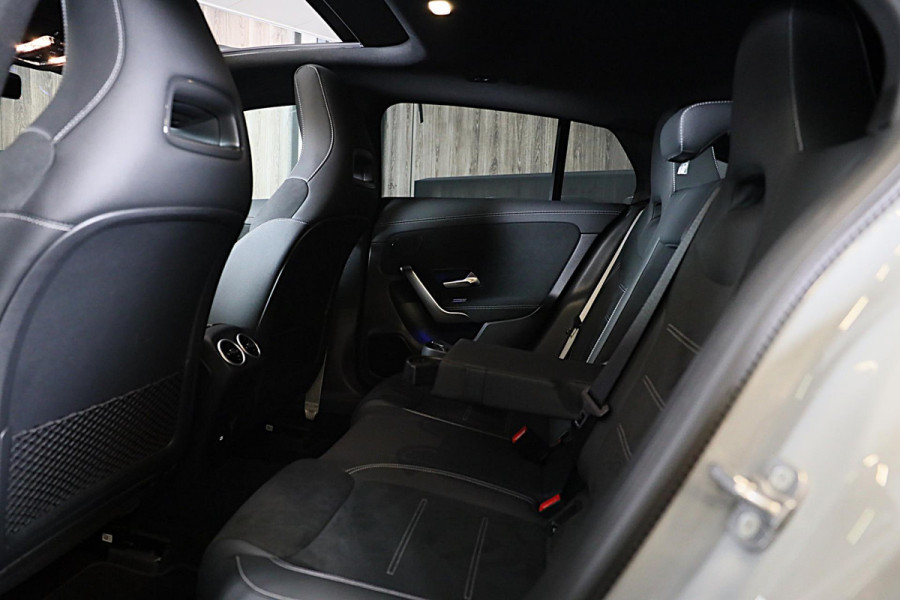 Mercedes-Benz CLA-Klasse Shooting Brake 250 e AMG Line / ACC / Memory / Head Up / Elek Stoelen / 360 Camera / Lane Assist / 19 Inc