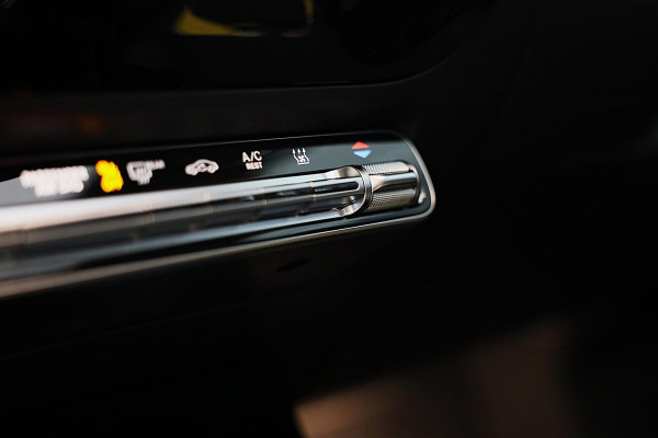 Mercedes-Benz CLA-Klasse Shooting Brake 250 e AMG Line / ACC / Memory / Head Up / Elek Stoelen / 360 Camera / Lane Assist / 19 Inc