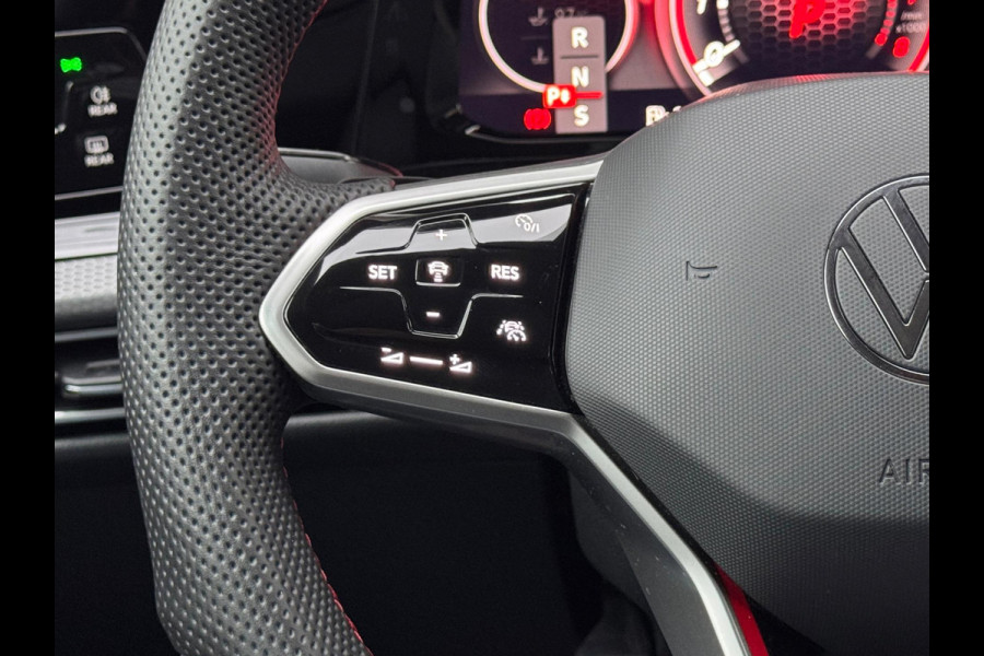 Volkswagen Golf 2.0 TSI GTI Clubsport Pano/Matrix/HuD/Camera