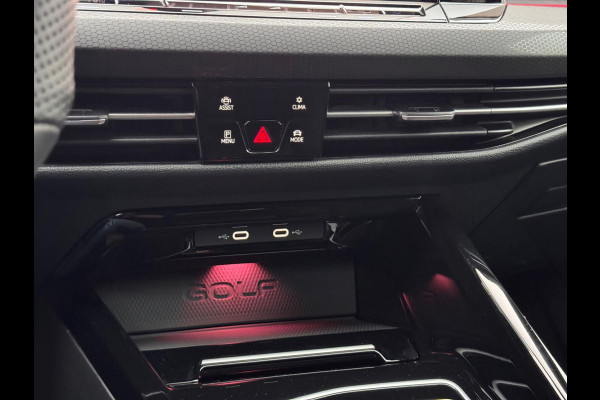 Volkswagen Golf 2.0 TSI GTI Clubsport Pano/Matrix/HuD/Camera