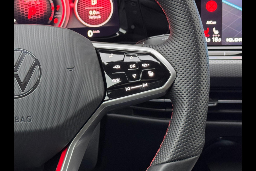 Volkswagen Golf 2.0 TSI GTI Clubsport Pano/Matrix/HuD/Camera