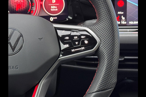 Volkswagen Golf 2.0 TSI GTI Clubsport Pano/Matrix/HuD/Camera