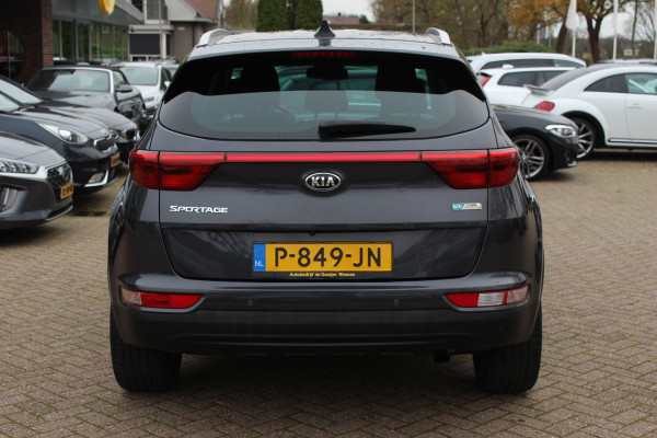 Kia Sportage 1.6 GDI DynamicLine / Camera / Leder / Navigatie / 17'' / Stoelverwarming / DAB / Cruise Control