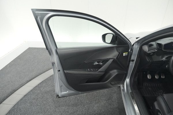 Peugeot 208 PureTech 100 GT Dark Edition | Camera | Navigatie | Apple Carplay | Parkeersensoren