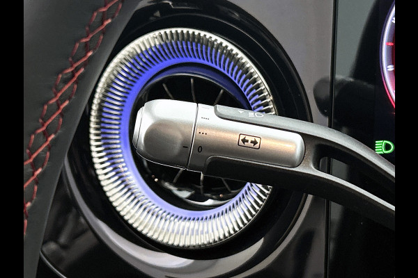 Mercedes-Benz CLA-Klasse 250+ Launch Edition 85 kWh | Trekhaak | Warmtepomp | 19 inch AMG-velgen | Multibeam LED | Panoramadak | Nightpakket | Memorypakket | Smartphone integratiepakket |