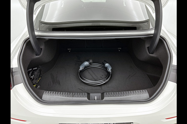 Mercedes-Benz CLA-Klasse 250+ Launch Edition 85 kWh | Trekhaak | Warmtepomp | 19 inch AMG-velgen | Multibeam LED | Panoramadak | Nightpakket | Memorypakket | Smartphone integratiepakket |