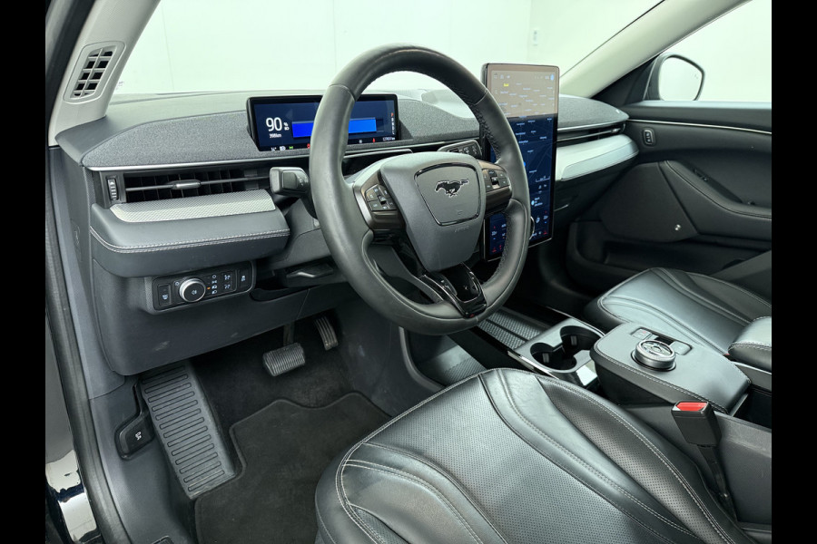 Ford Mustang Mach-E Extended Range RWD 98kWhTechnology Pack Plus Leder Pano-dak Extend B&O®-Hifi Audio 360°Camera Stoel+Stuurverwarming SOH 92.5% Memory Keyless Lane Departure Warning/Lane Keeping Aid Road Edge Detection 1e Eigenaar Origineel Nederlandse Auto Nieuwprijs €60.674,-
