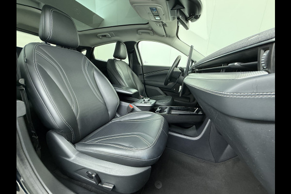 Ford Mustang Mach-E Extended Range RWD 98kWhTechnology Pack Plus Leder Pano-dak Extend B&O®-Hifi Audio 360°Camera Stoel+Stuurverwarming SOH 92.5% Memory Keyless Lane Departure Warning/Lane Keeping Aid Road Edge Detection 1e Eigenaar Origineel Nederlandse Auto Nieuwprijs €60.674,-