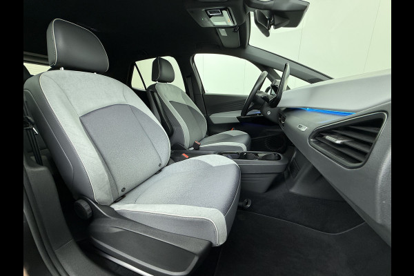 Volkswagen ID.3 First Plus 58 kWh SOH 96% Adap.Cruise Matrix led 19"lm Stoel-verwarmd Navi-Pro Camera Apple Carplay Ecc Auto Lmv DAB  Keyless Advanced Led-a-licht dynamisch Zwarte Hemel Origineel Nederlandse Auto € 44.000 nieuw !