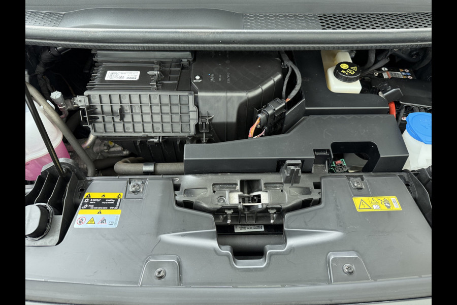 Volkswagen ID.3 First Plus 58 kWh SOH 96% Adap.Cruise Matrix led 19"lm Stoel-verwarmd Navi-Pro Camera Apple Carplay Ecc Auto Lmv DAB  Keyless Advanced Led-a-licht dynamisch Zwarte Hemel Origineel Nederlandse Auto € 44.000 nieuw !