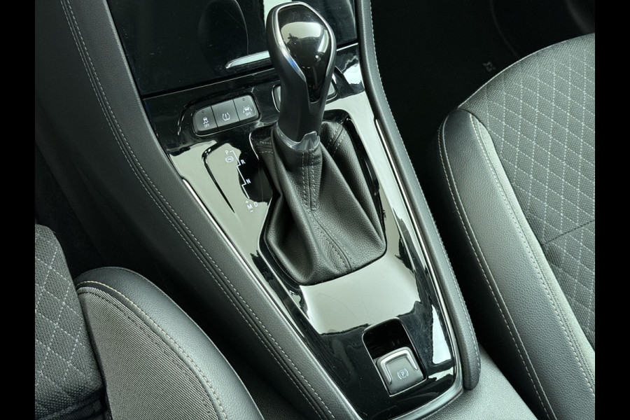 Opel Grandland X T131PK AUT-8Navi Trekhaak Innovation Camera Pdc Ecc Apple Carplay Android AGR-Comfortstoel LED Cruise Control Lane Assist Lmv 18" Licht-Regensensor Sensor dodehoek 1e Eigenaar Origineel Nederlandse Auto 1.300KG Trekgewicht € 40.000 nieuw