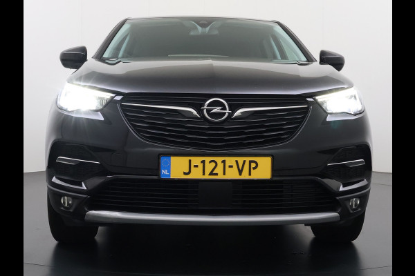Opel Grandland X T131PK AUT-8Navi Trekhaak Innovation Camera Pdc Ecc Apple Carplay Android AGR-Comfortstoel LED Cruise Control Lane Assist Lmv 18" Licht-Regensensor Sensor dodehoek 1e Eigenaar Origineel Nederlandse Auto 1.300KG Trekgewicht € 40.000 nieuw