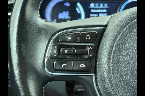 Kia e-Niro EV 64kWh SOH 100% W-pomp Adaptive-Cruise Camera Apple Carplay Android Auto Navi Ecc DynamicLine Stoel-Stuurverwarming Pdc Lane Assist VESS DAB Led Isofix Keyless € 45.000 nieuw Origineel Nederlandse Auto